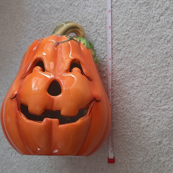 Electric Lighted Pumpkin - Picture 8 of 10